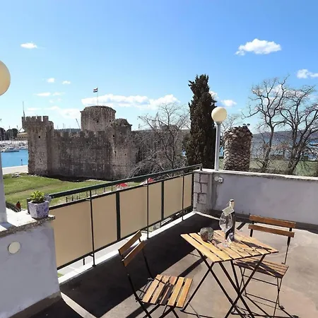 Apartment My Dalmatia - M With Free Parking And Roof Terrace *