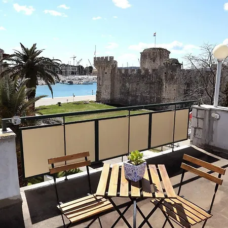 My Dalmatia - M With Free Parking And Roof Terrace Apartment *