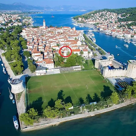 Apartmán My Dalmatia - M With Free Parking And Roof Terrace *
